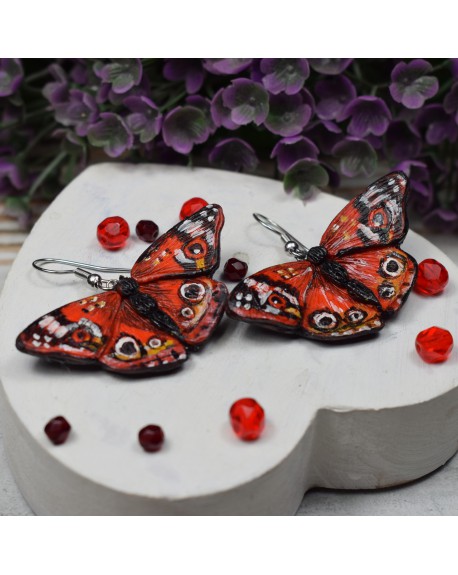 Motyl - kolczyki w odcieniach czerwieni